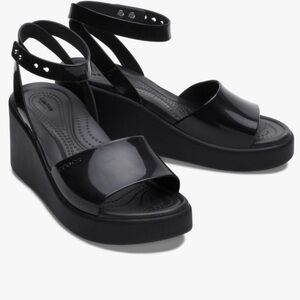 CROCS Glossy Black Wedge Platform Sandals Size 6